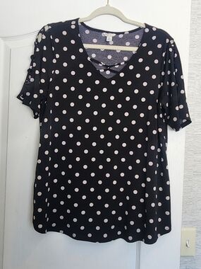 Cato Black Polka Dot V-Neck Short Sleeve Top M Euc